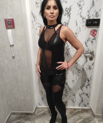 Алина